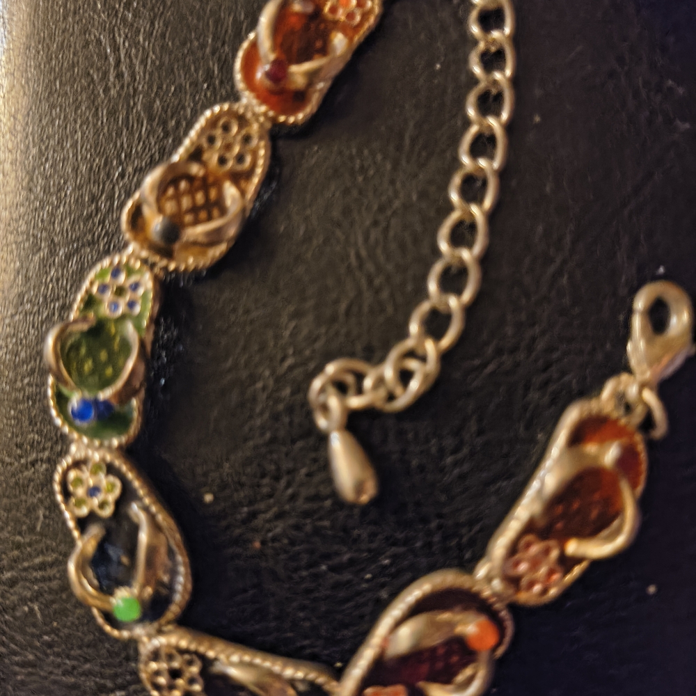 Elegant Multicolor Flip Flop Bracelet